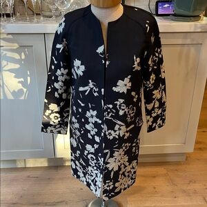 EUC Lafayette 148 New York open front long sleeve unlined navy floral print coat